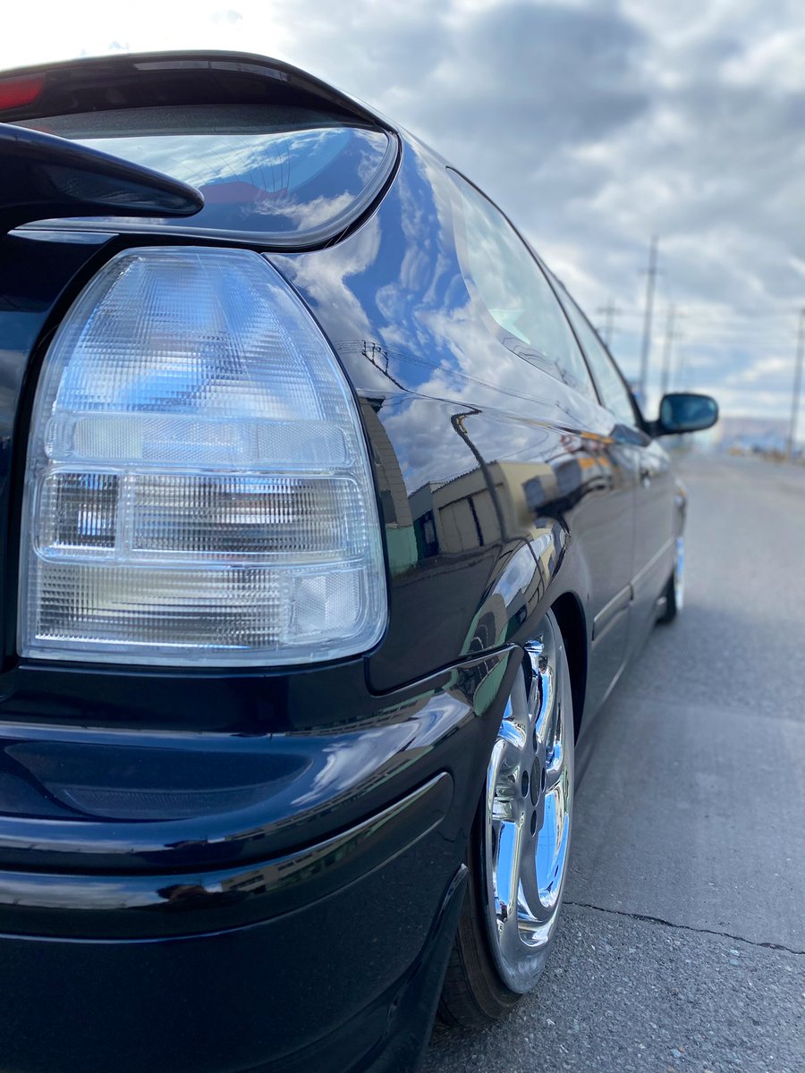 全塗装完了💙
ポルシェ純正色🌞