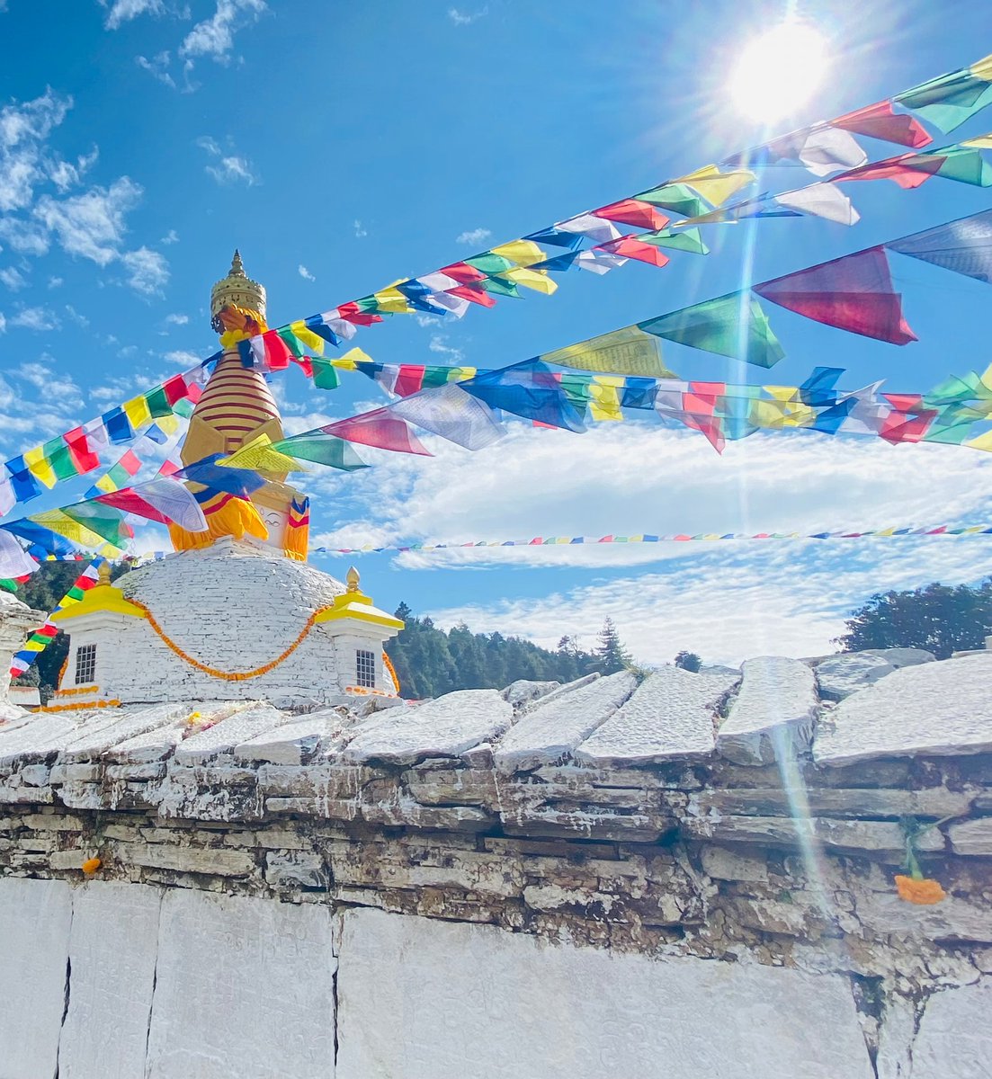 ngimasherpa's tweet photo. Pike Trek is running all seasons, there are an authentic Sherpa culture, much uninfluenced by tourism, beautiful #Numbur Himal, Monasteries and Stupas. #PikeTrekking #PikePeakTrek #WinterTrek #SherpaCultureTrek #AnnapurnaFoothillsTreks #AFTreks https://t.co/Dgpq616hur