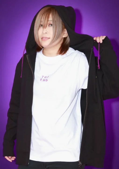 k_o_n_a_m_i_'s tweet image. HTML03とコラボグッズ届いたら報告よろしく🥴
#HTML03
#スターダム
#小波
#THEEND