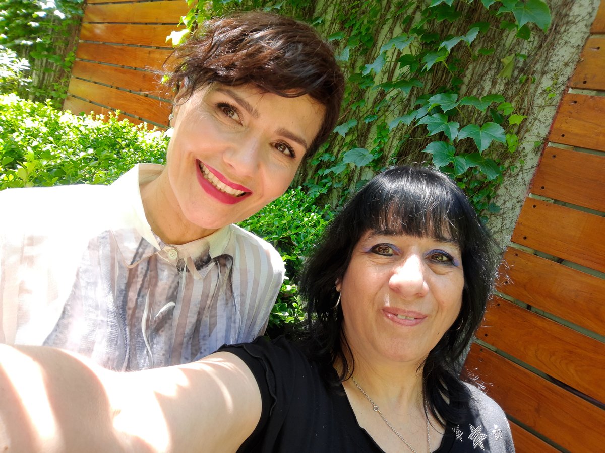 susanasalerno1's tweet photo. #Cine "EX CASADOS" @Aruzzireal @moldavskyrober  
@sabdragon @NoherMichel @LizSolariOfcl
#Campi  @celinafont @AnitaTomaselli @Yanidafonte
@rgbredes @dacdirectores @analaias GRACIAS!!
ESTRENO 02-12- https://t.co/5D6tgeawxn https://t.co/McEcCpAjwD