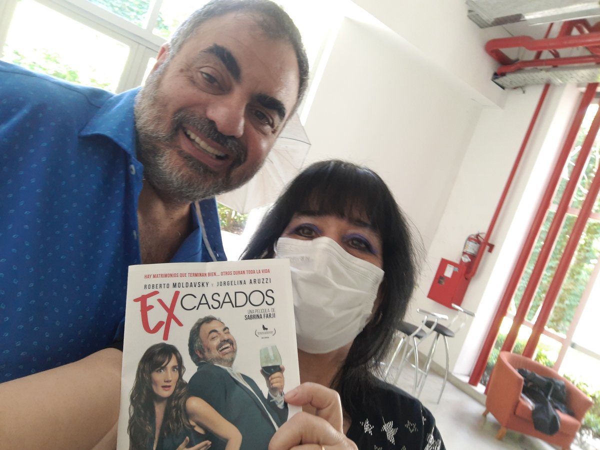 susanasalerno1's tweet photo. #Cine "EX CASADOS" @Aruzzireal @moldavskyrober  
@sabdragon @NoherMichel @LizSolariOfcl
#Campi  @celinafont @AnitaTomaselli @Yanidafonte
@rgbredes @dacdirectores @analaias GRACIAS!!
ESTRENO 02-12- https://t.co/5D6tgeawxn https://t.co/McEcCpAjwD