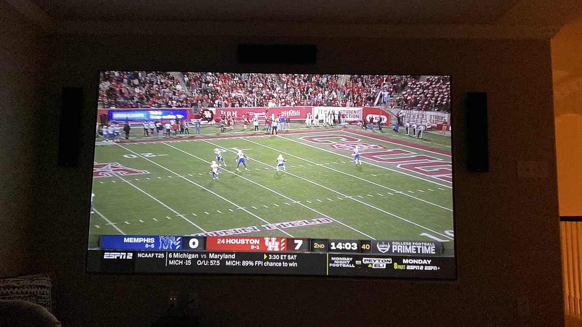 GarrettSorge's tweet photo. @arshForek @mattheweye @Coogcheese @MeInHtown @RolandB3 @semiklunkductor @Lizasauruss @UH_Specialists @kosmith1 @GamedayOhJ @jkahn88 @thefivehiltons @uhmump95 @Coogs4ever @aashlaaayx @JorgeMollinedo1 @DocDennisMD @40Juice @UHClayborn33 @HolmesUkraine Wish I could be at the game, I’m still supporting the coogs from home 👍🏼 https://t.co/7Eh1l0fk7Z