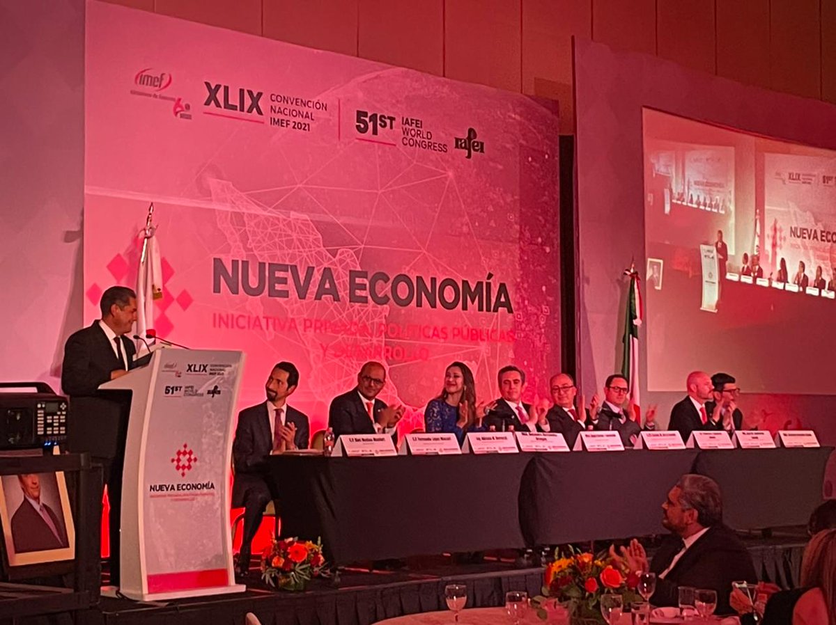 IMEF_CDMX's tweet photo. Felicitaciones al MBA. Alejandro Hernández Bringas por su toma de protesta como Presidente del IMEF Nacional 2022. @IMEFOficial https://t.co/VMlnaOPStI