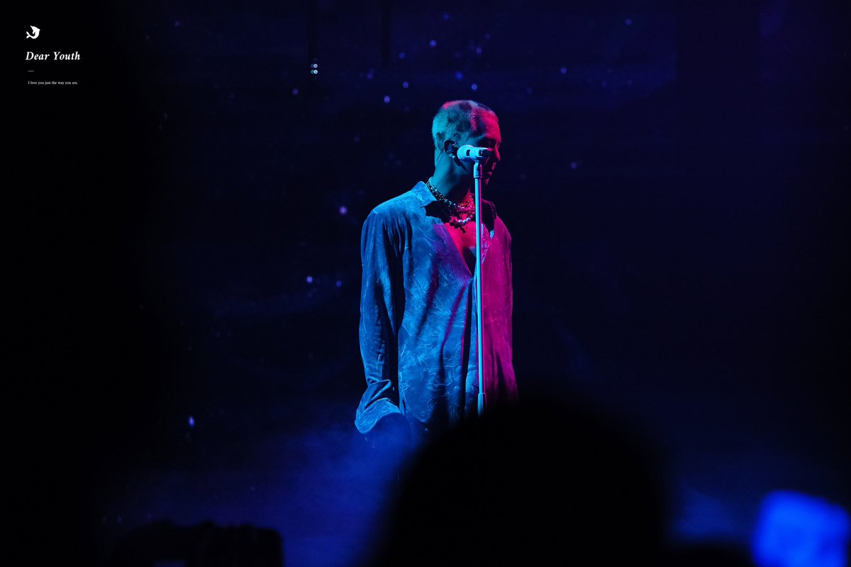 Dear_Youth1025's tweet photo. 211119 MINO: MANIAC HQ

온 세상 멋이란 멋은 미노에게 다 있다💙

#송민호 #MINO #MANIAC #위너 #WINNER @official_mino_ https://t.co/k8psQh5kAE