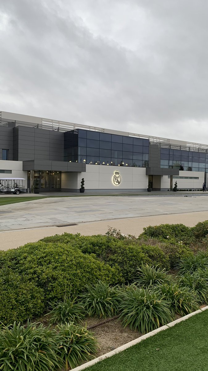 👋🏻¡Buenos días!

📍Durante el día de hoy, <a href="/Palco23_es/">Palco23</a> estará en Valdebebas para seguir en directo la Asamblea de Socios del <a href="/realmadrid/">Real Madrid C.F.</a>