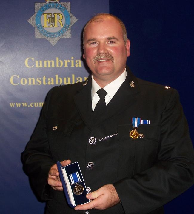 Remembering PC Bill Barker, of Cumbria Constabulary, who died on duty on this day in 2009. Bill died saving the lives of many people by guiding them away from the crumbling Northside Bridge in Workington when it gave way beneath him. #LestWeForget