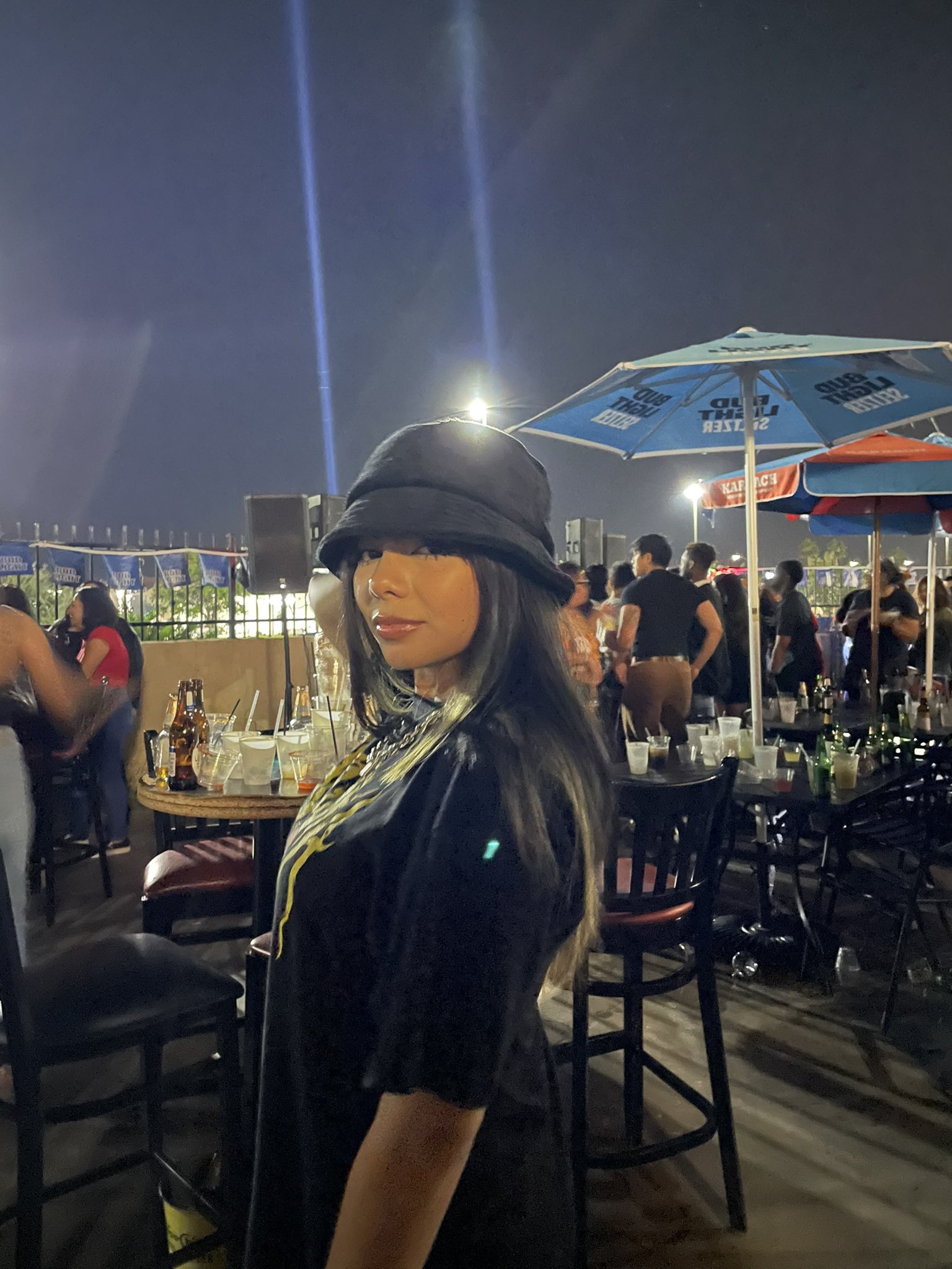 pt. 2 of ✨unbothered✨ https://t.co/7xo9Iyb6Xz