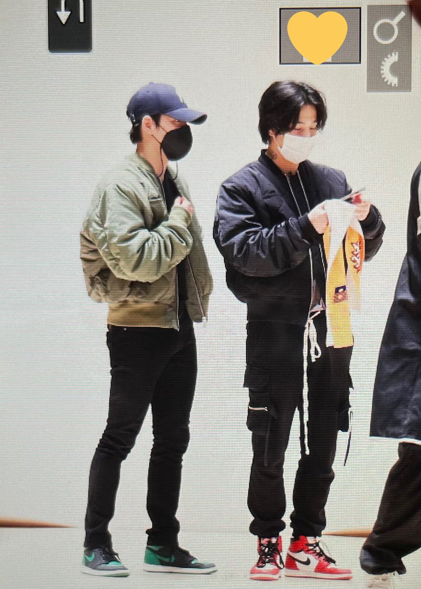 970415net's tweet photo. 211120 간빠이 졌잘싸💪  #김국헌 #국헌 https://t.co/hBQ848AJEQ