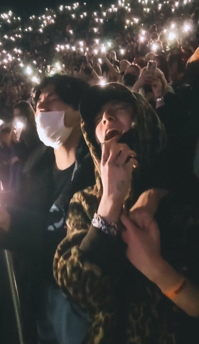 kthxarchive's tweet photo. TAEKOOK LAYAG https://t.co/a8PHG8Mhd8