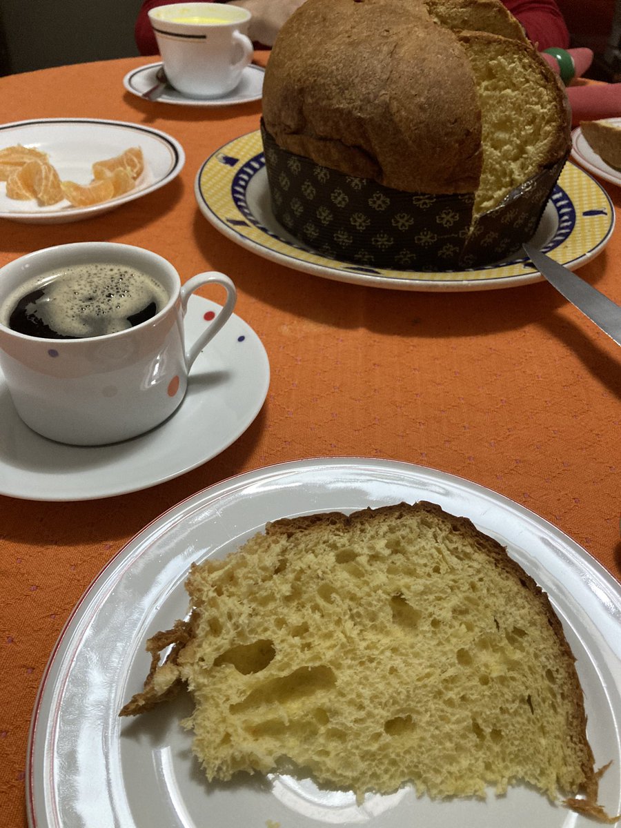 caluad's tweet photo. Panettone de cerveza con una textura y un sabor increíbles. @elcolmadodesora #comidasana https://t.co/jGJYNLwpcp