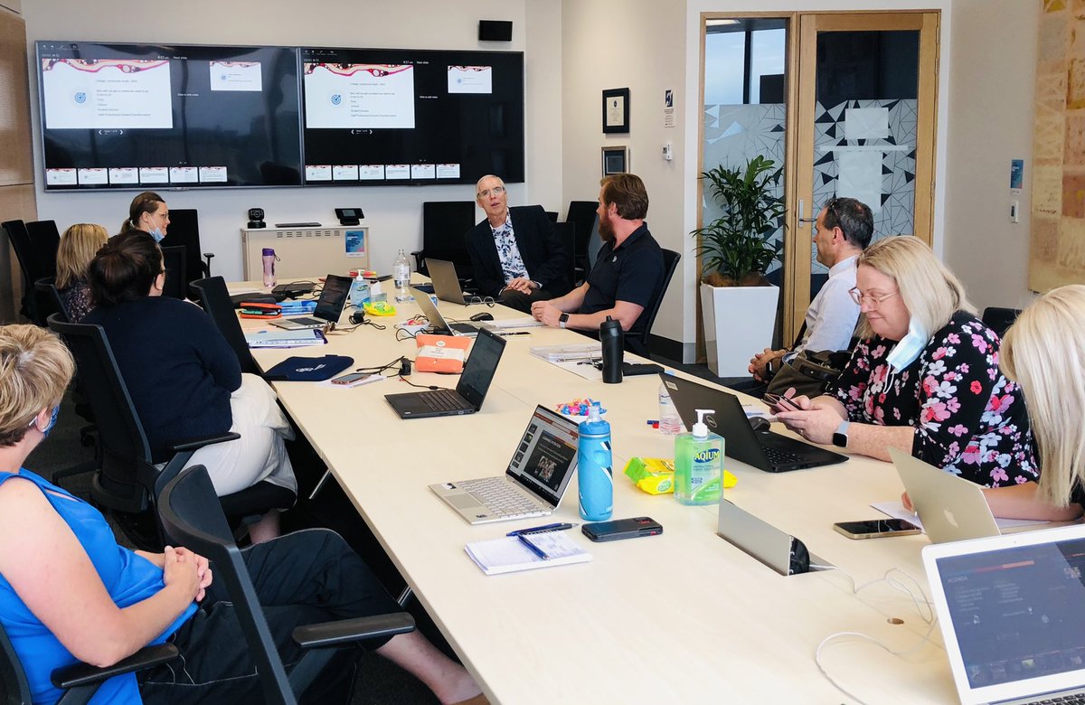 KyleeOwen2's tweet photo. A day of deep formative learning @SoE_UON NuSpace with these @callaghancolleg Learning Leaders. Thanks for the provocation @fischettij And what a view! @james_ostermann @myccshells @LaurenClydsdale @AllisonBlight https://t.co/b57s3WyMaA