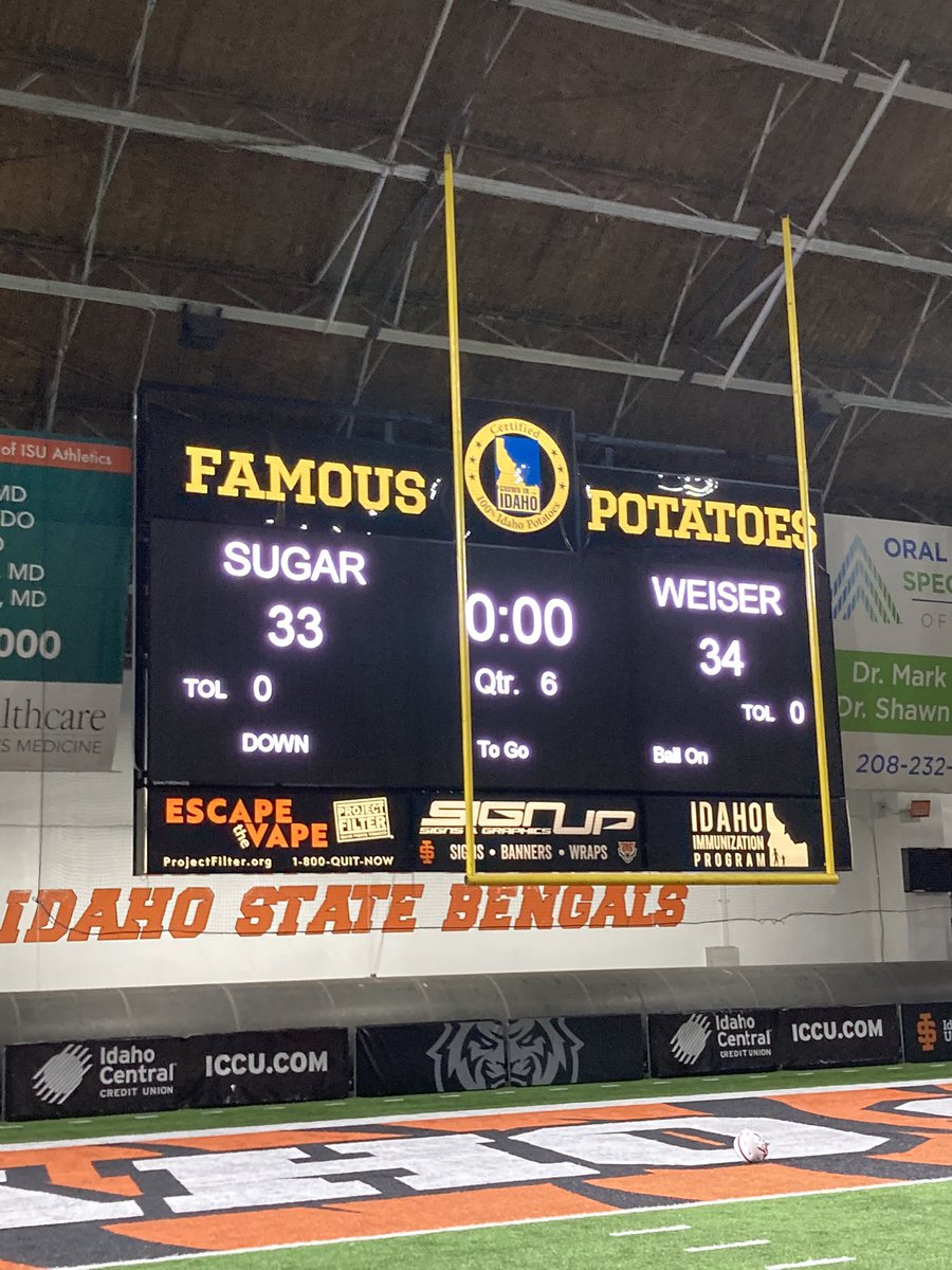 WeiserSports's tweet photo. What a finish! Your 2021 3A State Champions! It’s a great day to be a Wolverine! #idpreps https://t.co/AE3LeegAd9