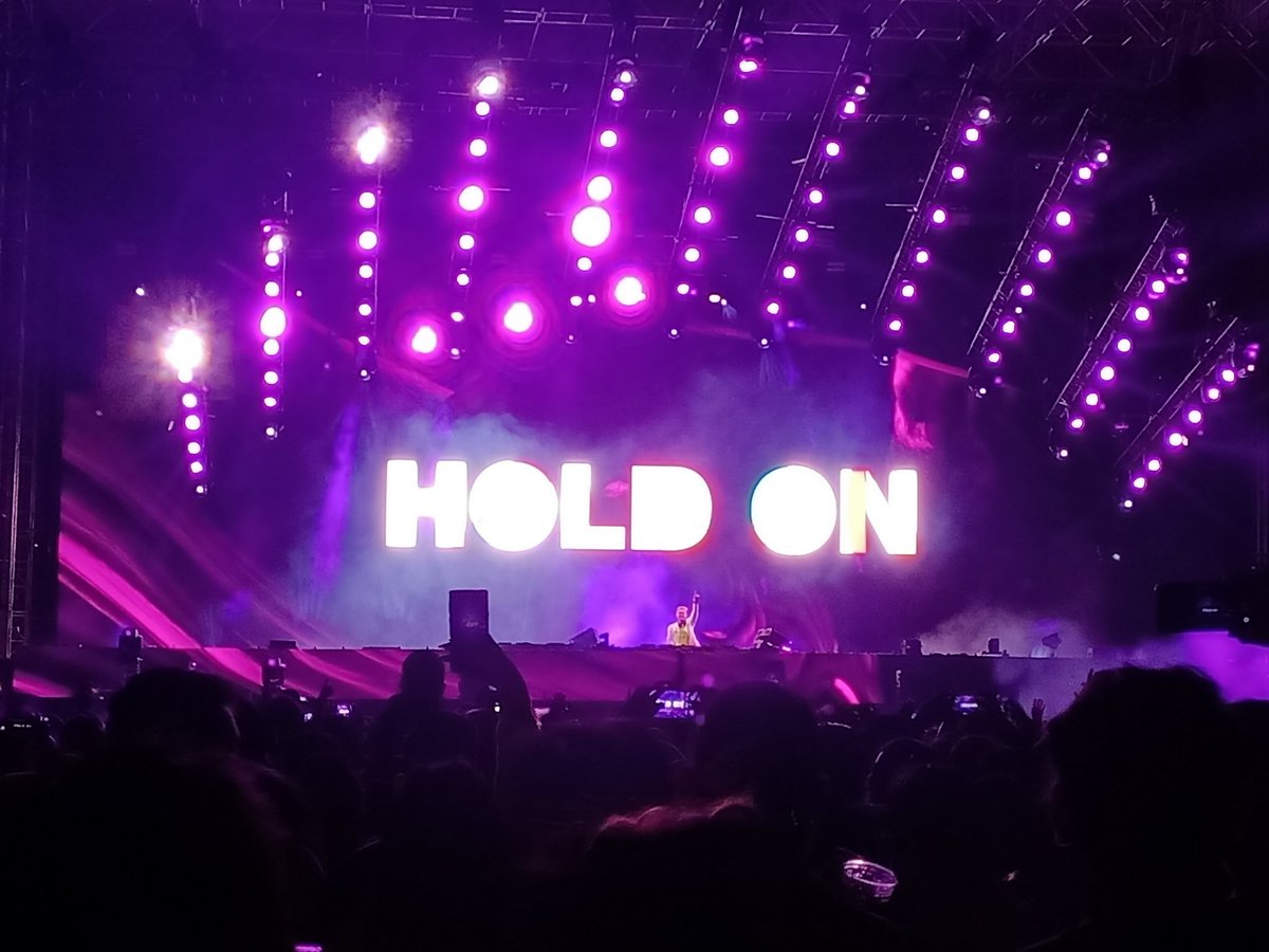 antonio_206's tweet image. Hold On, Hold On 👏🏽🙌🏽 👏🏽🙌🏽 #ASOT1000MEX #ASOT1000 #ASOTMEXICO #ASOT1000MEXICO