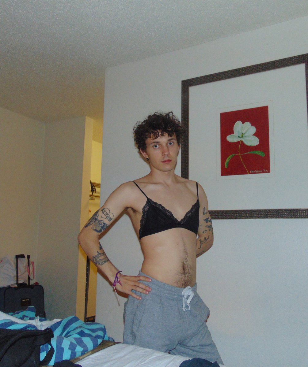 rolled over and saw this standing before me . my boyfriend everyone