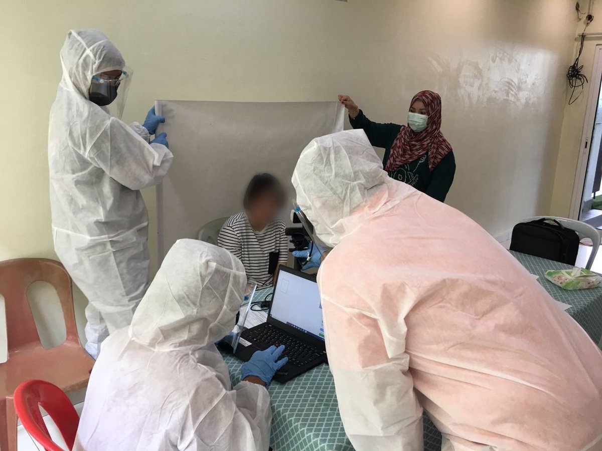 jpnwpkl's tweet photo. Pegawai @jpn_kualalumpur telah turun padang hari ini bagi menyantuni Permohonan Kad Pengenalan 12 tahun (OKU) menerusi Mobile Ehsan iaitu salah satu inisiatif Program MEKAR yang disediakan JPN
#ProgramMEKAR
#JPNWPKLHebat
@kpjpnm
@erisjemadi
@jpnhqofficial
@Ikrams87280490 https://t.co/75fUszVHw6