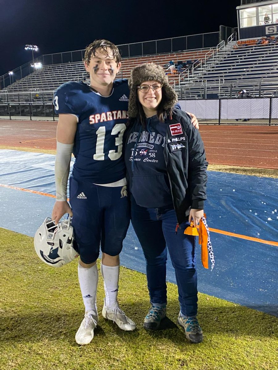 wcsSHSbp's tweet photo. Once again....I have no voice. 

So so worth it! Semis, here we come! 

B had a night! Hat trick in the 1st, 4 total td and an interception. I am so so proud of all my Spartan Engineers! https://t.co/FTJyaI68J3 https://t.co/yyfQxgyFsO