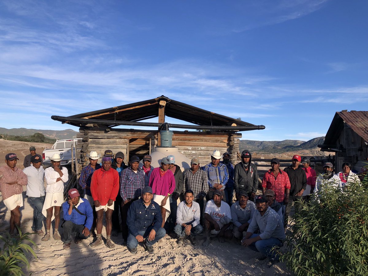 super_sonico_'s tweet photo. Una #CosechaDeAgua más en #Chihuahua Gracias equipo de @CAPTAR_ y el acompañamiento de @JCAS_CHIH #Agua #captarAC #Jcas #CosechandoAgua https://t.co/YEpRY8bOeW