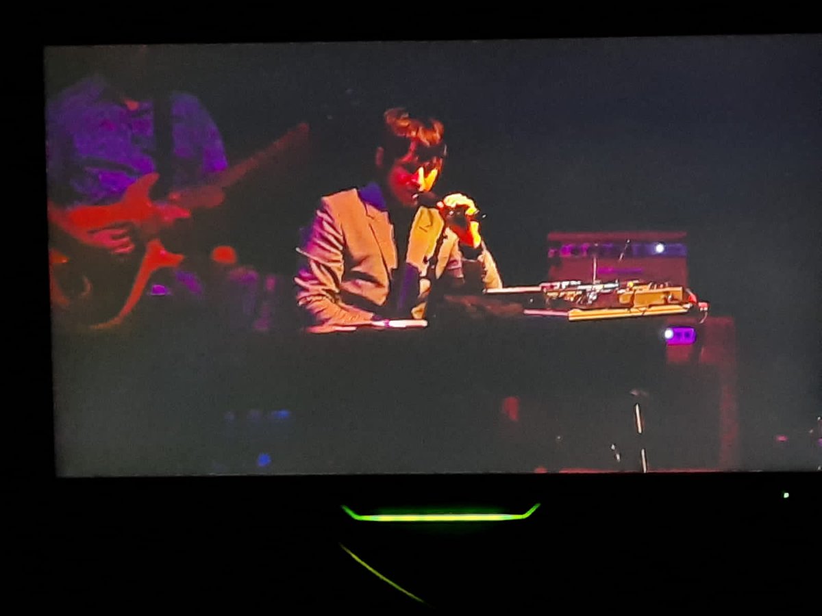 Una_Becky's tweet photo. Es hermoso... @fosterthepeople https://t.co/XoBHy9e0jb