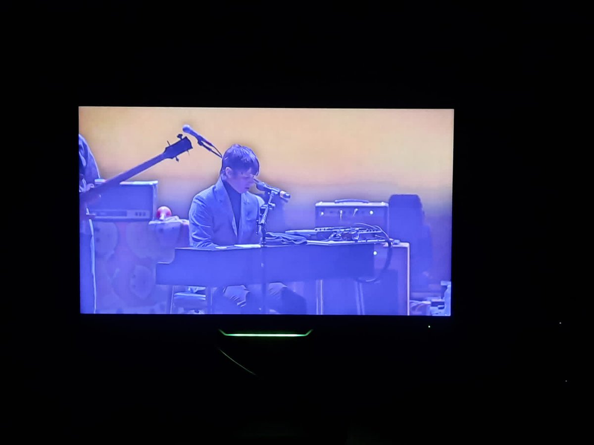 Una_Becky's tweet photo. Es hermoso... @fosterthepeople https://t.co/XoBHy9e0jb