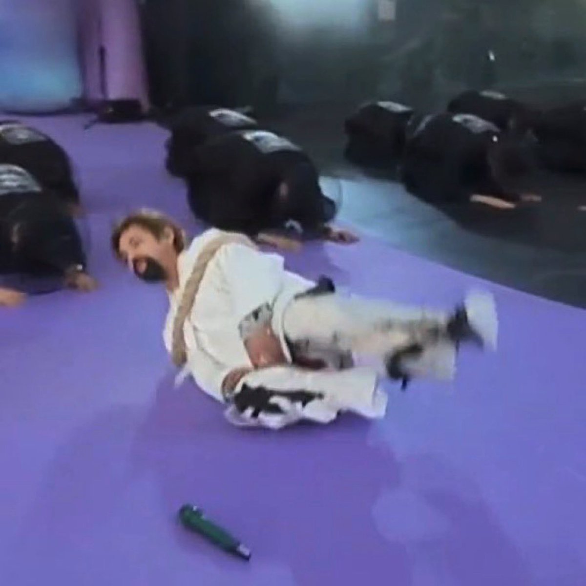 Bangtan Harry konsertində nəəəə