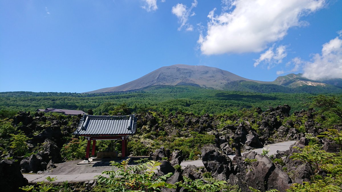 AirBalmy's tweet photo. 昨日また1つ年を取ったので

名前 : akitomo
性別 : 男 
年齢 : おじさん 
住み : 東京→南米→神奈川県
身長 : 174
車種 : Bandit400V→GSXR1000
好き : 旅　睡眠　ガンダム関連　IT関連　穏やかな風景
一言 : ツーリングやガンダム関連、色々呟きまーす

#バイク乗りとして軽く自己紹介
#GSXR1000 https://t.co/KTWIi5EGin