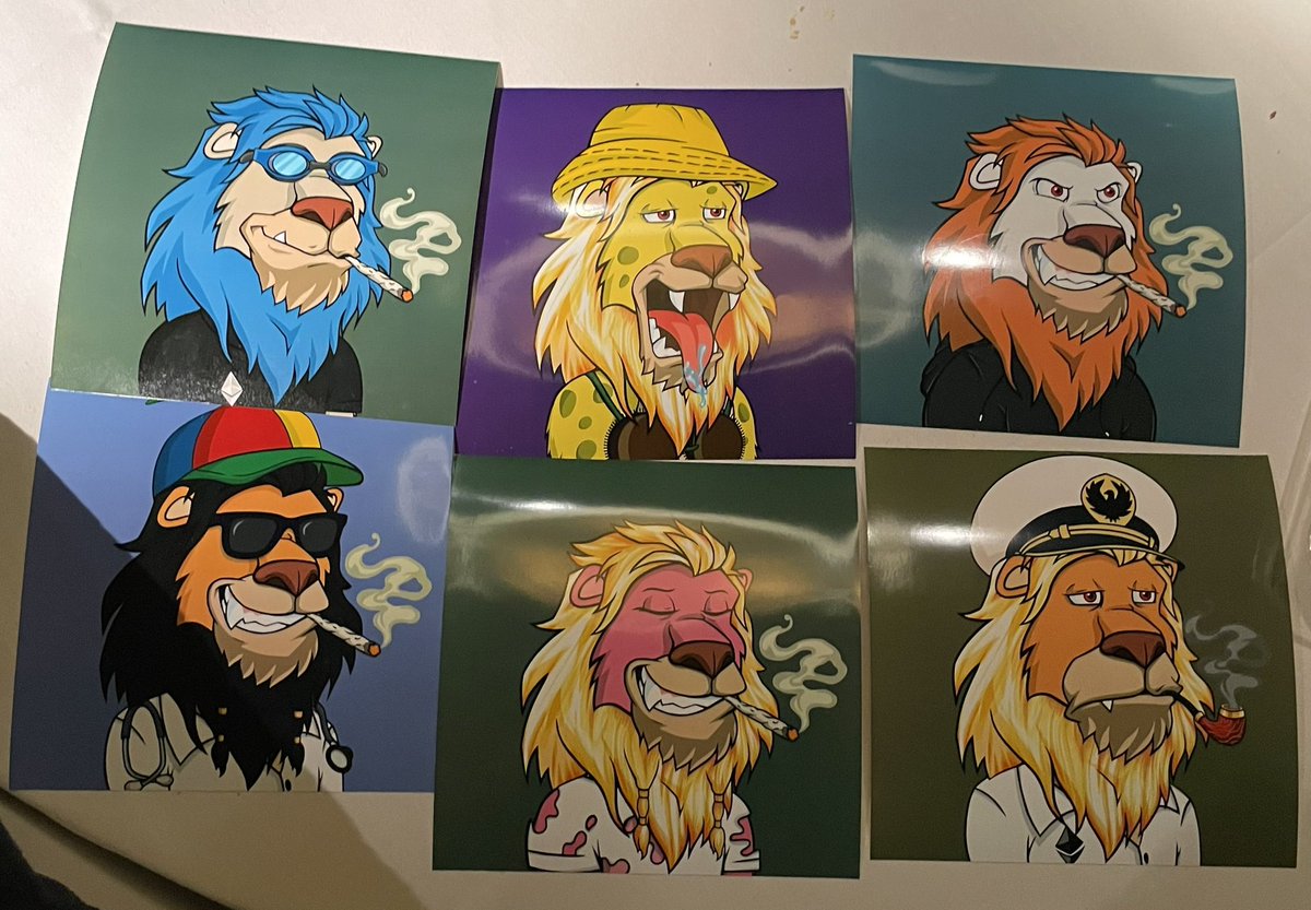 LazyD_NFT's tweet photo. THE #GoldManeGang meets the #StonerBrigade in person… WHAT CAN GO WRONG?! #TheAnswerIsNothing #EverythingWentRight #ROAR @TheNFTCaptain @RonnyCox4 @LazyLionsNFT https://t.co/cA7Hc8NdrN