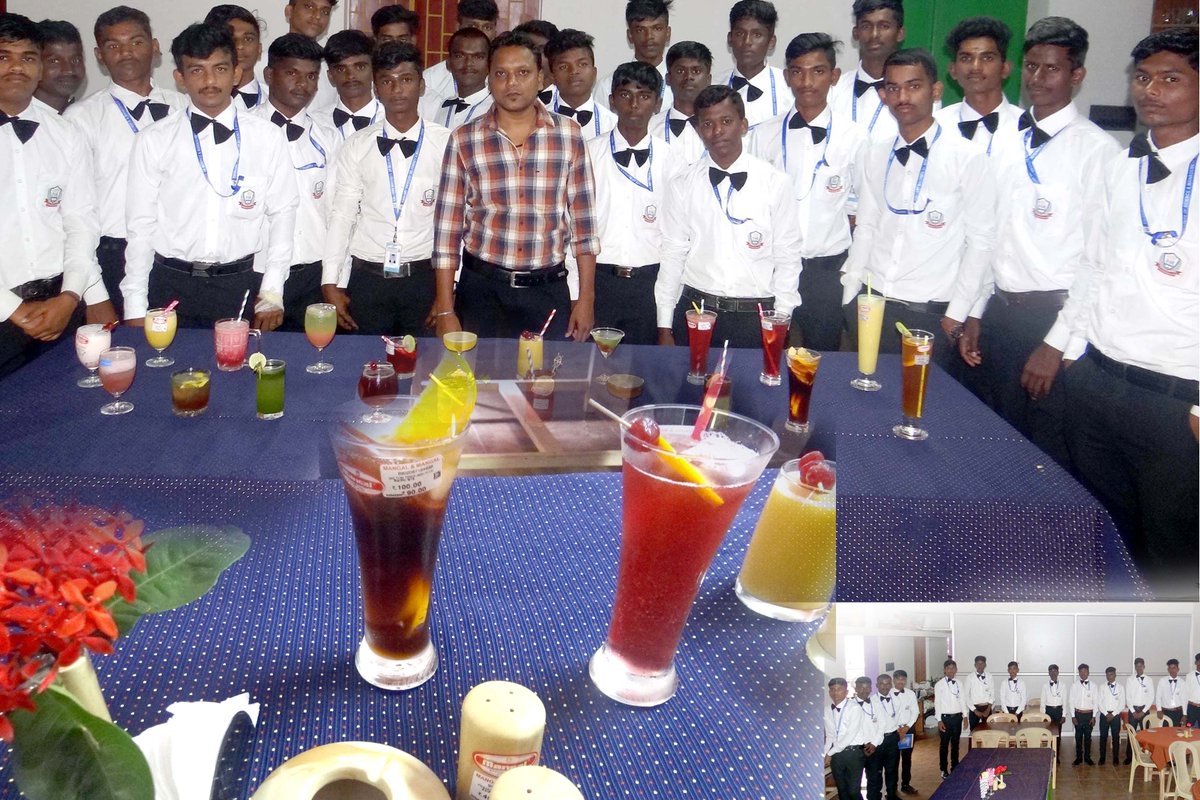 CauveryOf's tweet photo. Cocktail &amp; Mocktail Students  practical https://t.co/MfmDCNK0t7