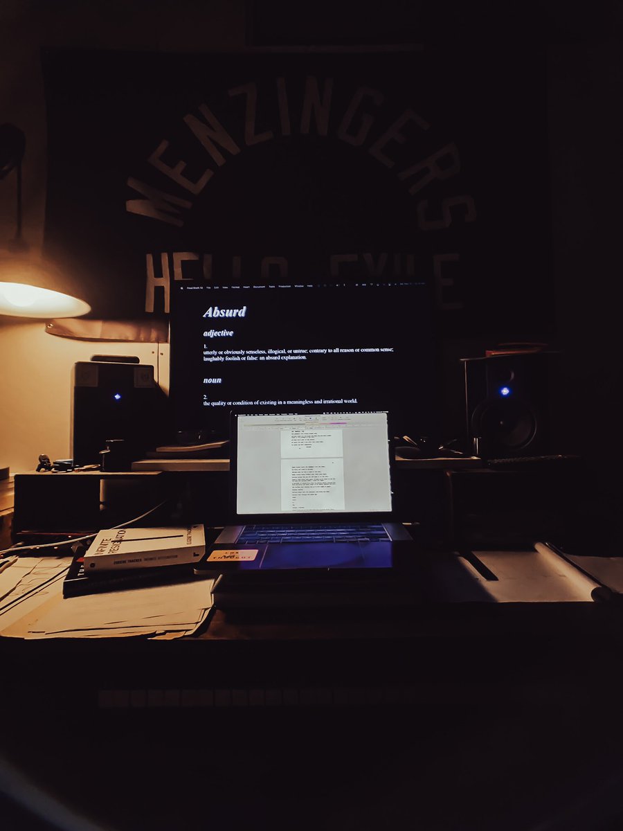 JoeFavalaro's tweet image. movie time over, back to rewriting into the wee hours of the mourning. 

#recklessbehavior