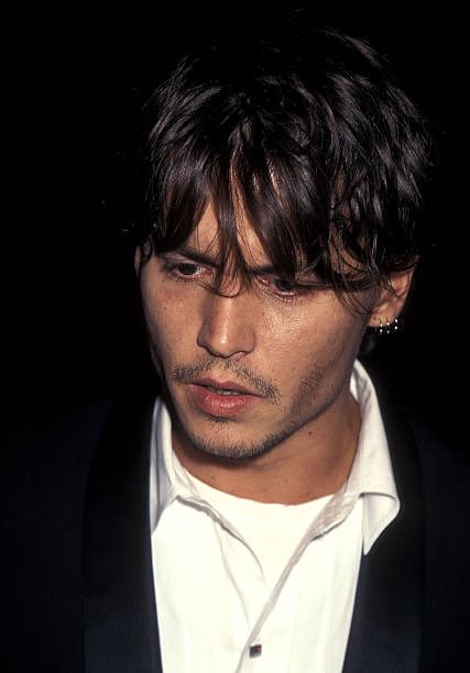 jdepparchive's tweet photo. johnny depp (1995) https://t.co/4JuDz7BlLH