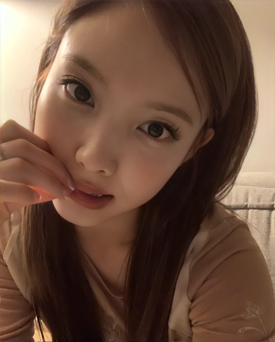 nynlsv's tweet photo. she's so pretty as always ❣️ https://t.co/5jrVA1dPtt