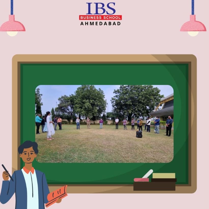IBSAhmedabad's tweet photo. IBS Ahmedabad had arranged for fun filled evening wherein faculty members gave their respective speeches and students enjoyed the welcome snacks served at the event.
Students had a very great time during the event.
#welcomesnacks #funfilledevent #fun #Speech #ibsa #ibs https://t.co/MrgzTvrgkV