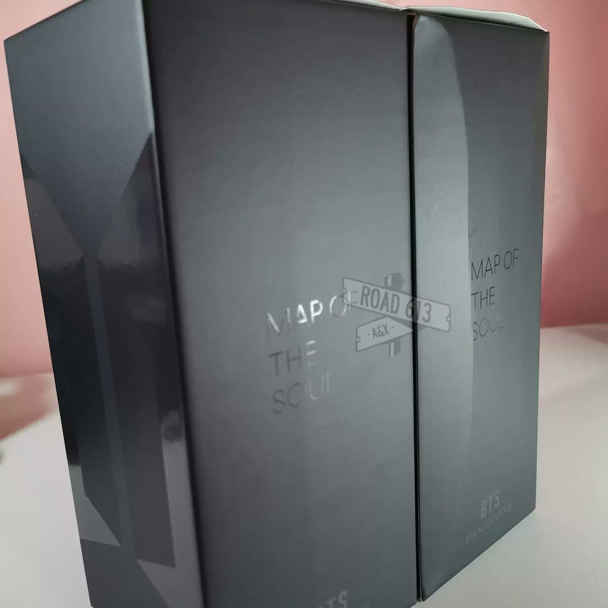 Road_613's tweet photo. 💜 LAST STOCK for ARMY Bomb 💜

💜 Box with flaw due to shipping 😭 (please see photos for comparison)
💜 Onhand
💜 Sealed
💜 Discountrd price: 2,200

Map of the Soul
Special Edition
MOTS SE

#ARMYBOMB #ARMYBOMBPH #ARMYBOMBSPECIALEDITION https://t.co/vzxv9hmukN