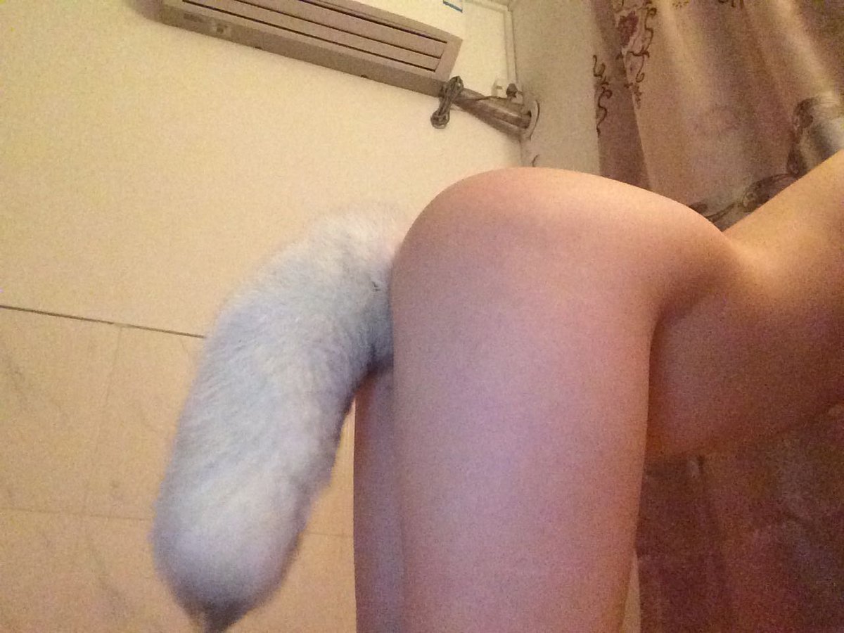 该找个地方遛遛狗了