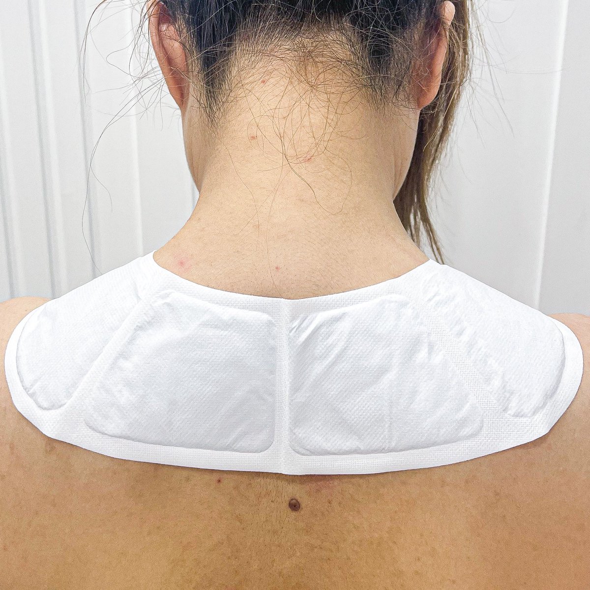 มึง อีแผ่นแปะแก้ปวดตรงบ่าเวลานั่งหน้าคอมนานๆคือร้อนนานชิบหาย ร้อนแบบร้อนจนปวดหนักน้ำตาไหลแต่หายปวดเลยอะ นี่ตอนปวดไหล่ ปวดคอ ปวดท้องเมนส์ ปวดหลัง ปวดขา ปวดแขน ใช้อิแผ่นนี่แผ่นปิดทับไปตรงที่ปวด คือหายกริบ ปิดตำนานสายปวด