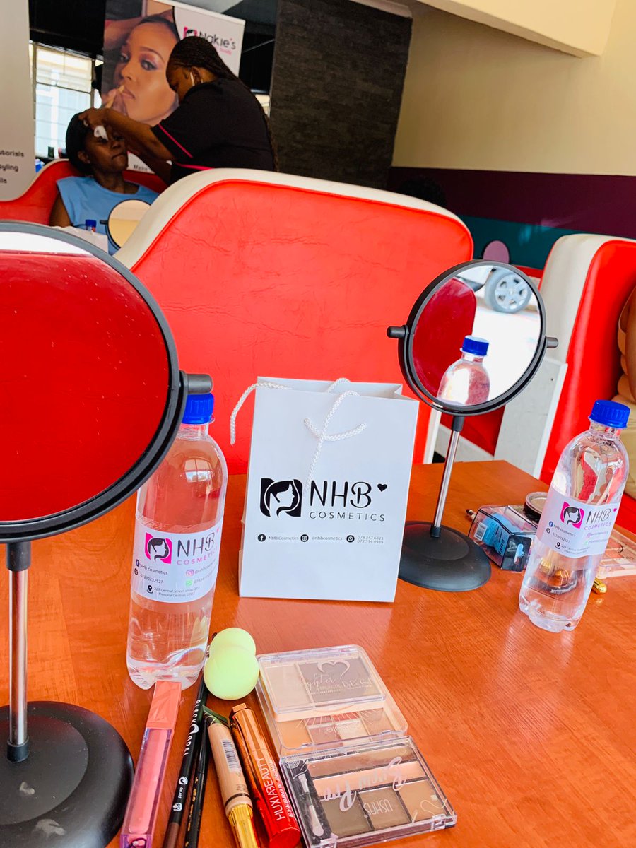 nakiesbeauty's tweet photo. We are currently in 📍 Rustenburg
Hosting Rustenburg Makeup Class
Next stop
Cape Town Makeup Class
04 December
R800
Bookings and Enquiries
☎️0120232527
📱 0783476323
#nhbcosmetics #makeup #beauty #makeuptutorials #eyebrowtutorial #eyemakeupideas #eyemakeup #makeuplovers https://t.co/CLBT3EZXtV