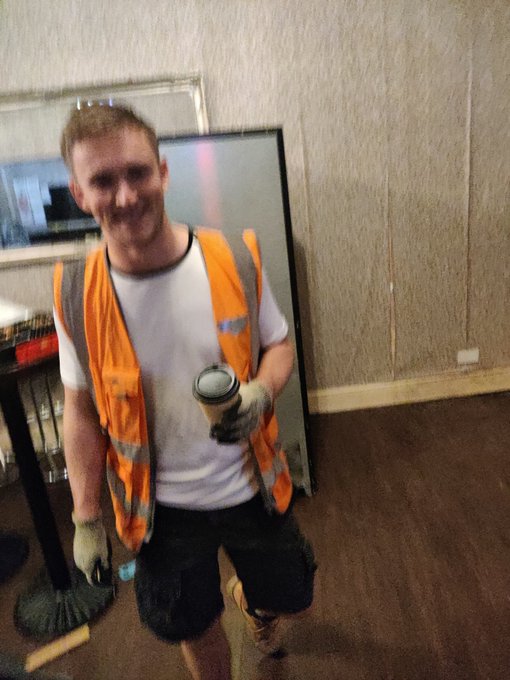 "Take nice pics of me for the OF&rdquo; 🤔 https://t.co/OsOJwPnKki<a href="/tag/fuckingknackered"class="tags"><span>#fuckingknackered</span></a>