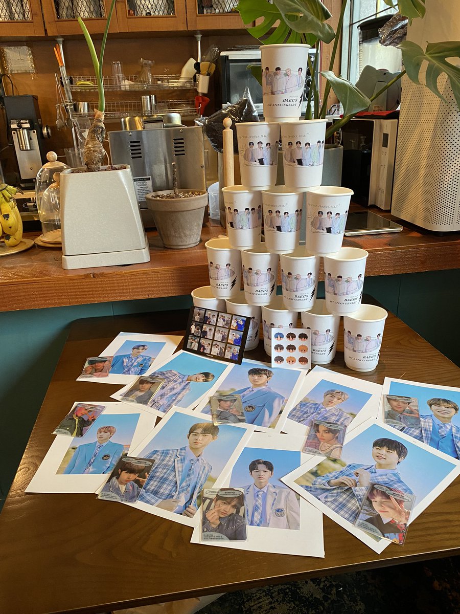 bboknu_'s tweet photo. 달콤광수커피 기다리는 중,

광수 얼마나 달콤한지 기대하겠어

#진짜미쳤나봐배칠삼밖에안보이잖아이러다반해반해반하겠어가볍게보지말아나정말진심이야나대단한놈은아니지만널누구보다빛나게해줄게좀낯간지럽지만말해볼게내가널좋아한다고지금고백하는거라고

이 테그 나도 쓴다 ㅋㅋㅋㅋㅋㅋㅋㅋ https://t.co/0PHERhoPrb