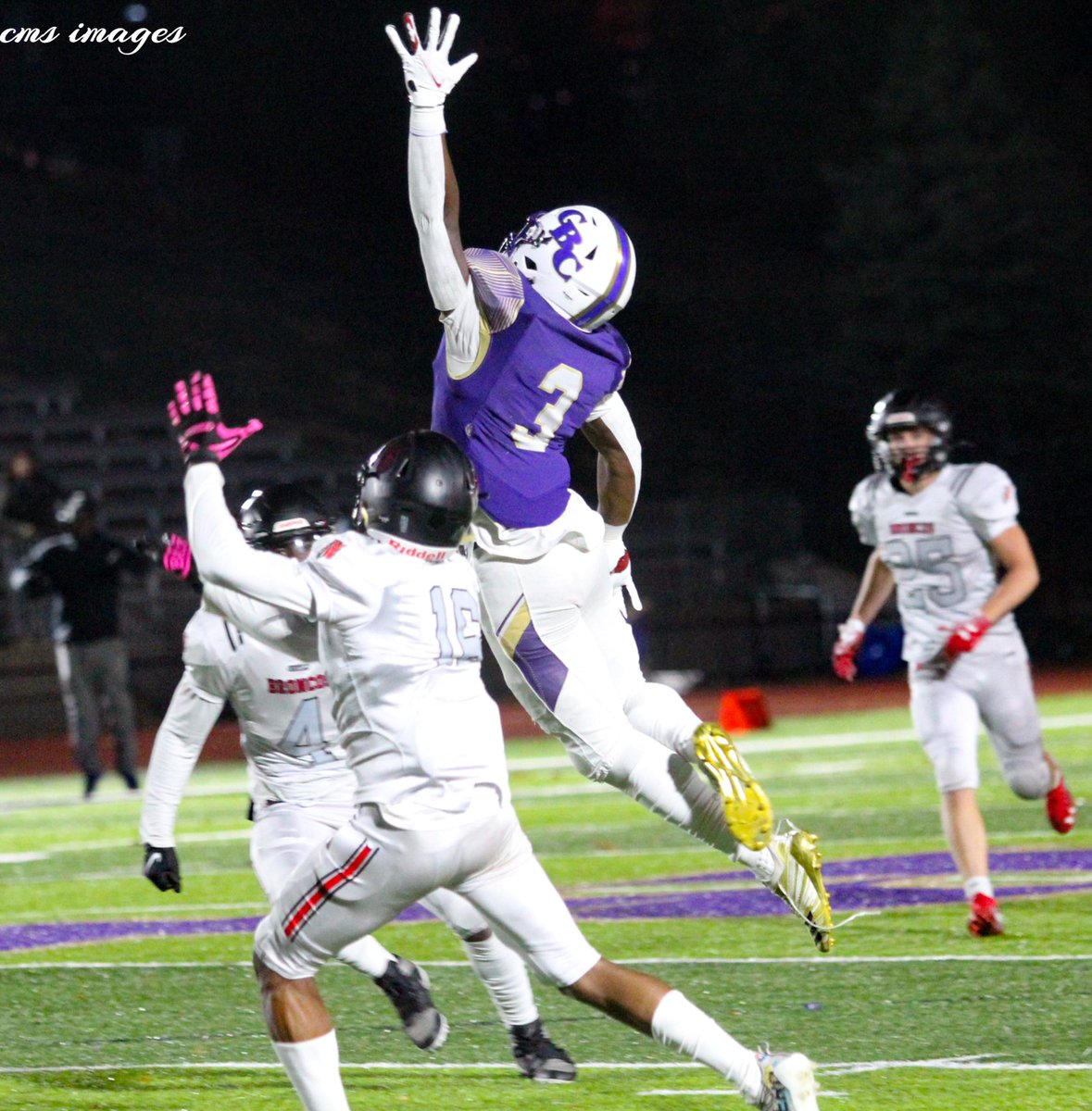 ChrisSchmitz168's tweet photo. In the MSHSAA Class 6 semi-final 🏈 game the Cadets break the Broncos from Lee’s Summit North. Final 28-21. CBC punches its ticket 🎟 to Columbia. @CBCFootball @cbccadets @CBCHighSchool #BeABrick🧱 #Class6 #FridayNightLights #notdoneyet #playtotheend #cmsimages https://t.co/xfBk3Jm31S