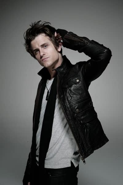 Happy Birthday to Jared Followill of Kings Of Leon, 
(November 20, 1986). 