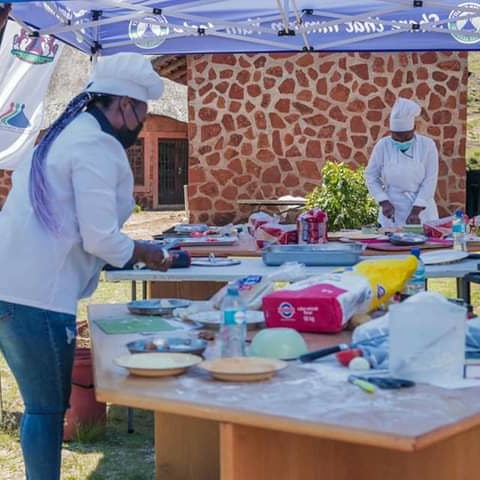 caves_kome's tweet photo. CHEF POSITION HAS BEEN FILLED. We advertised a chef post and interviews were conducted. All chefs who participated were amazing we wish we could take them all but we only had space for just one. 
A BIG THANK YOU TO BLUE RIBBON AND SANI WINES FOR SPONSORING THE CHEF INTERVIEWS. https://t.co/OLQkmB3UlJ
