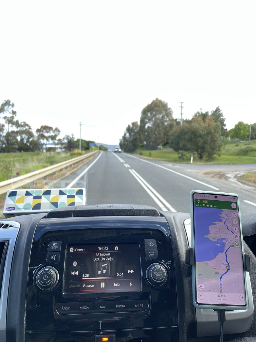 Estamos recorriendo #tasmania en una Motorhome, y cómo aún no hay viaje de <a href="/decidilo/">Decidilo</a> seguimos a pleno a <a href="/fieritacatalano/">Guillermo Catalano</a> con #noesnada