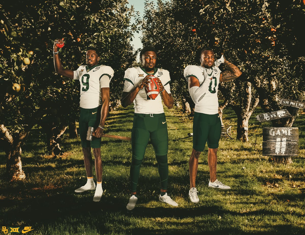 BUFootball's tweet photo. 𝙄𝙩'𝙨 𝙂𝙖𝙢𝙚 𝘿𝙖𝙮!

#SicEm | #BUncommon https://t.co/cPCl66zIwa
