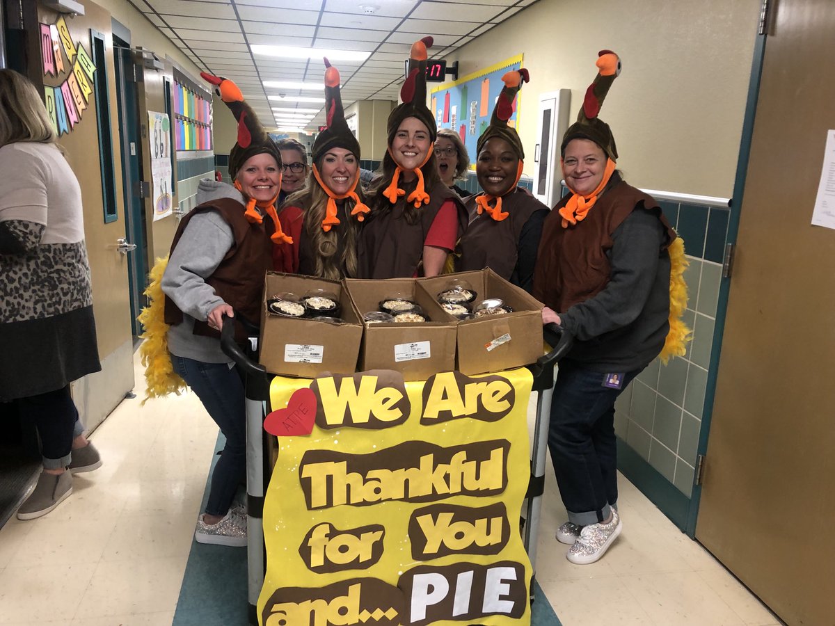 #teambce ⁦<a href="/BearCreekElem/">Bear Creek</a>⁩ ⁦<a href="/BCESLib/">BCE Learning Commons (GCISD)</a>⁩ ⁦<a href="/JessicaVitek/">Jessica Vitek</a>⁩ ⁦@dvneighborsEDU⁩ ⁦<a href="/Kystevens79/">Dr. Kimberly Stevens</a>⁩ I AM SOOO GRATEFUL for ALL of the people pictured and more! Our “Turkey Treat Cart full of pies”   brought Sweets and lots of Greets to I-Hall!! Love you guys!