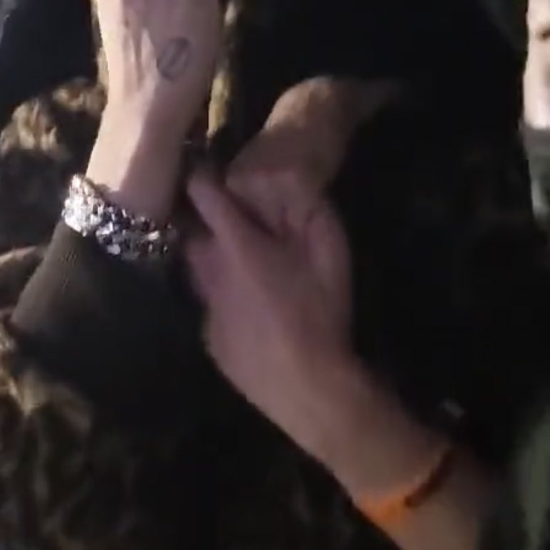 taetogukkk's tweet photo. BRO YOUR HAND FITS IN MINE LIKE ITS MADE JUST FOR ME!!!!!!!! 😭😭😭 https://t.co/hMCrNf1e9j