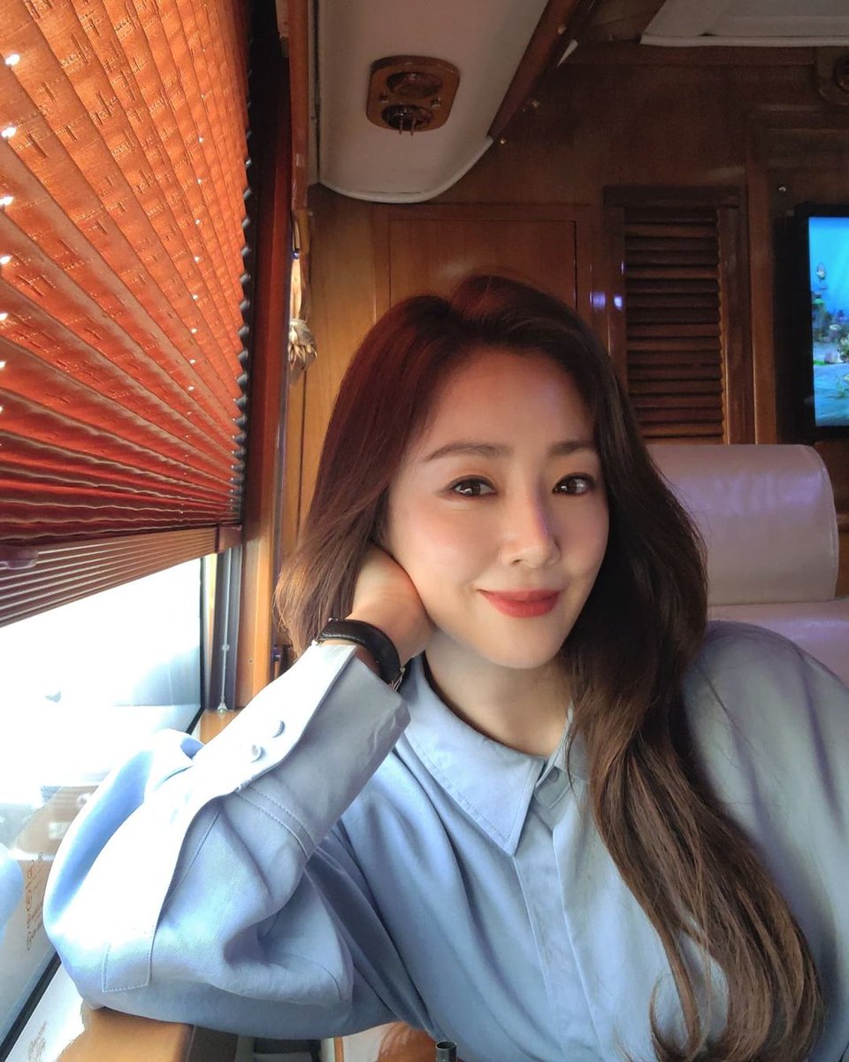 queenTaeran's tweet photo. #아름다운
#오나라
#예쁜언니 https://t.co/6Gx6qvO6Wh