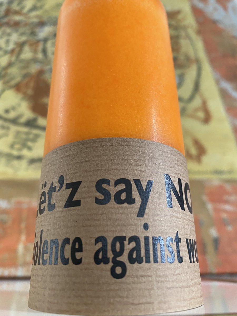 Yuriko_Backes's tweet photo. 🧡 Let’s #OrangeTheWorld and help eliminate gender-based violence, everywhere! 🧡
#LetzSayNo
#SayNoStopVAW
#MarcheOrange #IDEVAW https://t.co/gMi0adbEqq
