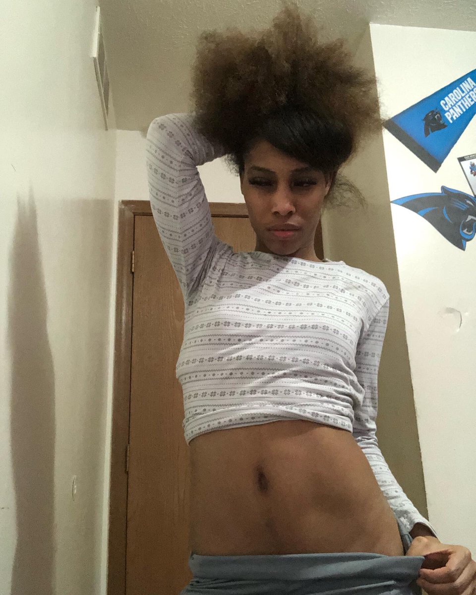 DangerSlayy's tweet photo. Her. https://t.co/3vt8L5Yfu6
