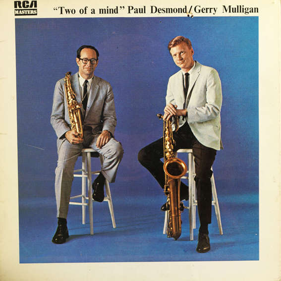Paul Desmond and Gerry Mulligan – Two Of A Mind 
bit.ly/2I5S3HE
Two of a Mind is an album recorded by jazz saxophonists Paul Desmond and Gerry Mulligan featuring performances recorded in 1962 which were released on the RCA Victor label.
#jazz #PaulDesmond #GerryMulligan