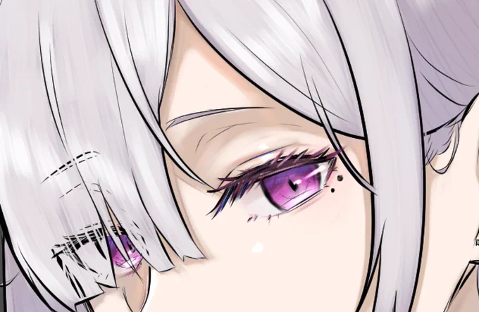 おめめぱしぱしにしてる 