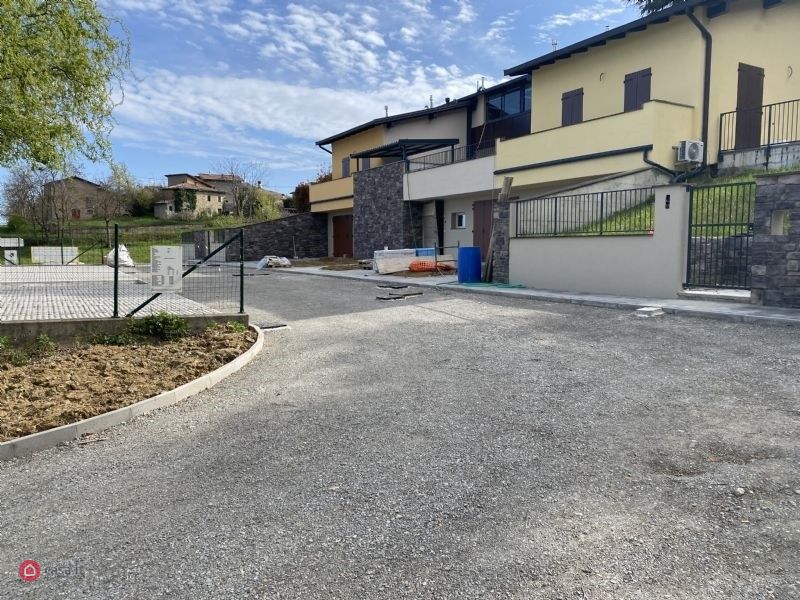AgeGianelli's tweet photo. Rif. 1251 - Vic. ze Serramazzoni a 13 km da Maranello, Villette in Cl. A3 € 250.000 https://t.co/YP4p6LQ0BV #sell #serramazzonese #serramazzoni #country #countrylife #appeninomodenese #living #home #homesweethome #villa #villetta #buy #cimone https://t.co/XuLmeCisOo